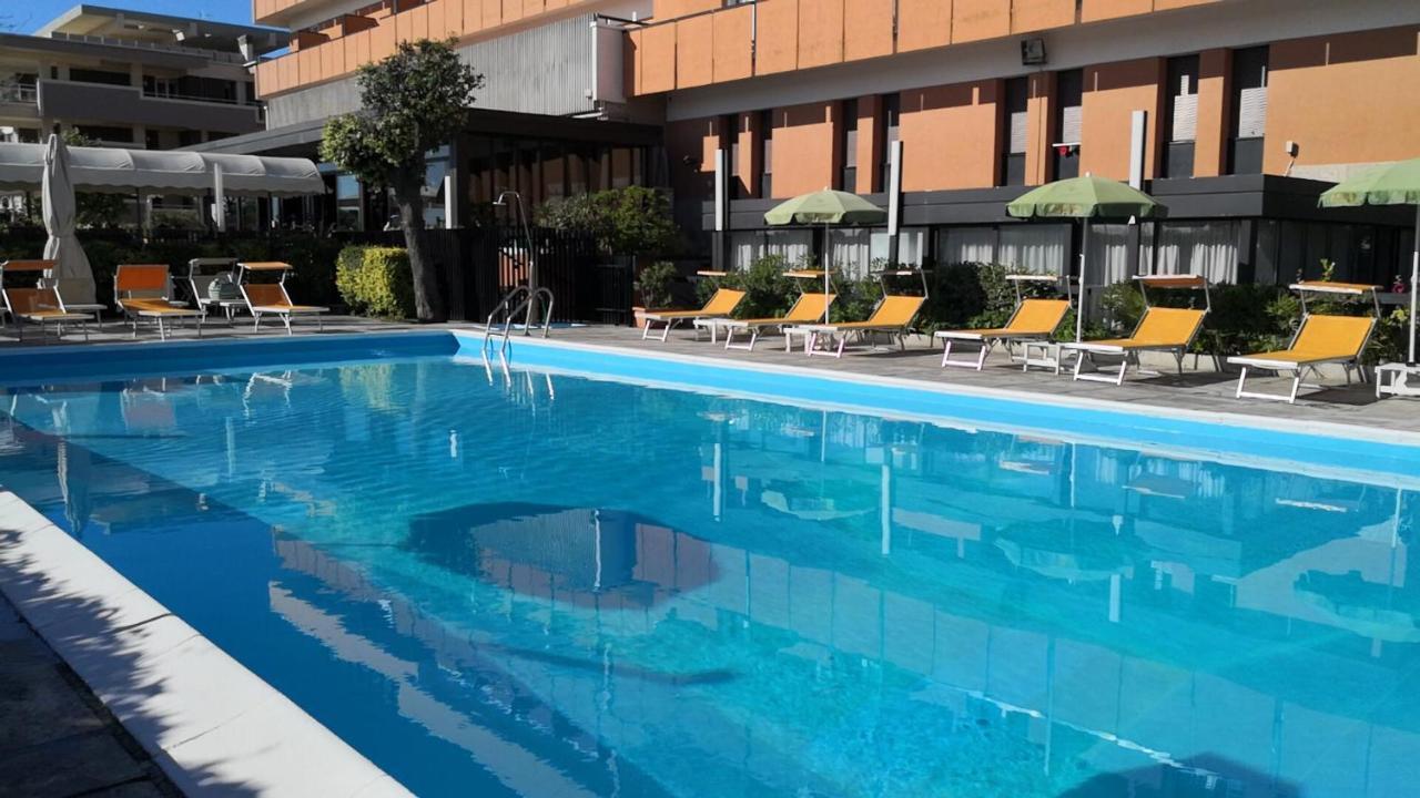 Park Hotel Rimini Exterior foto